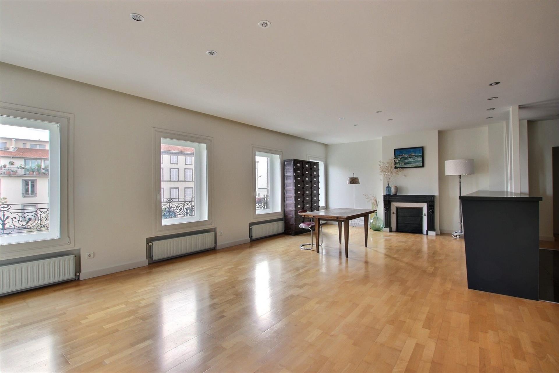 Appartement à vendre, 144m², Clermont-Ferrand