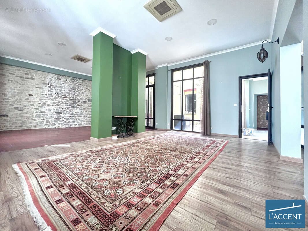 Appartement à vendre, 197m², Nîmes