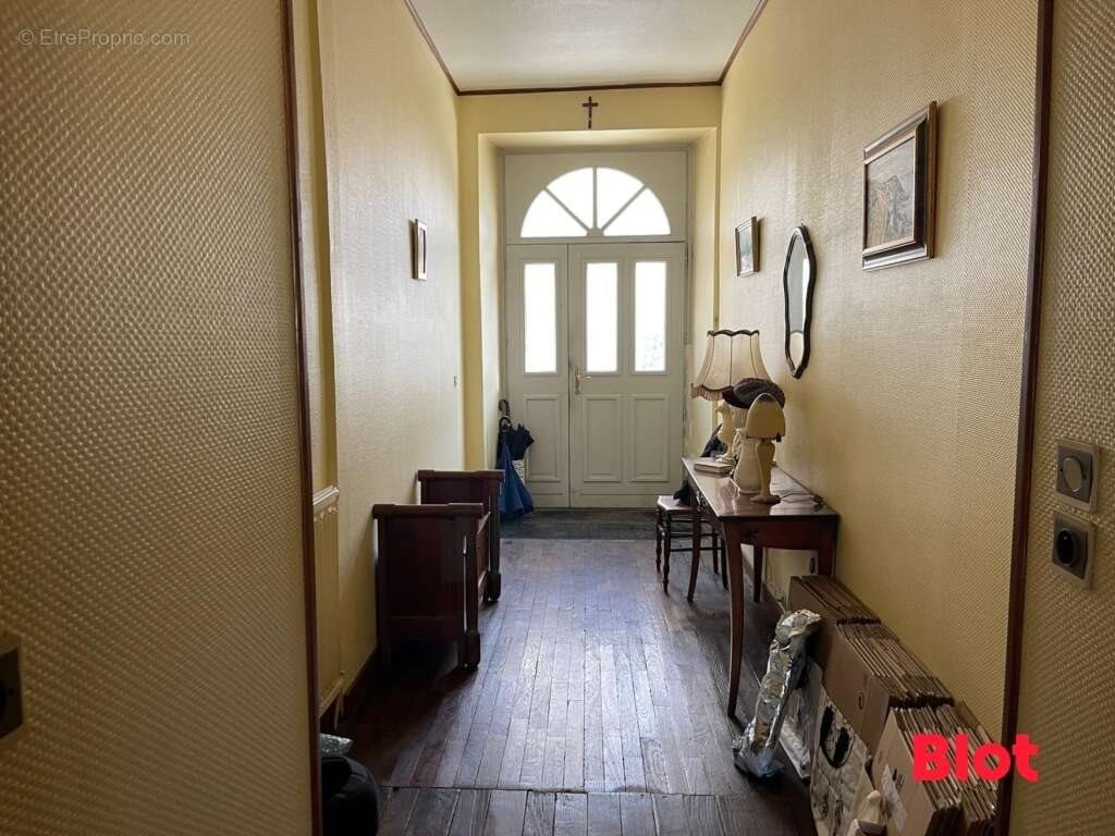 Appartement à vendre, 285m², Argentré-du-Plessis