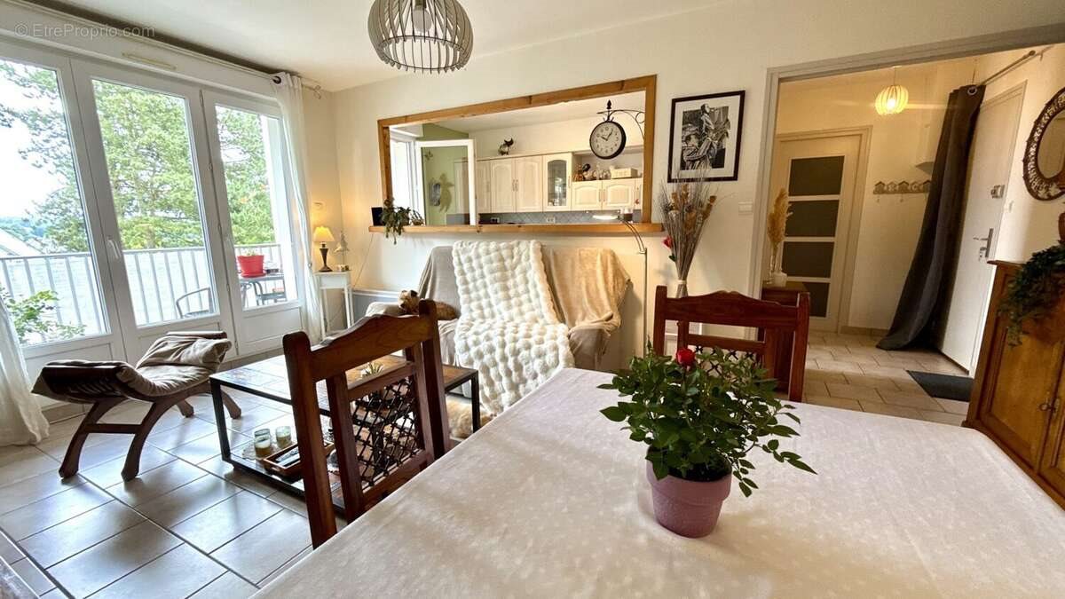 Appartement à vendre, 78m², Carhaix-Plouguer