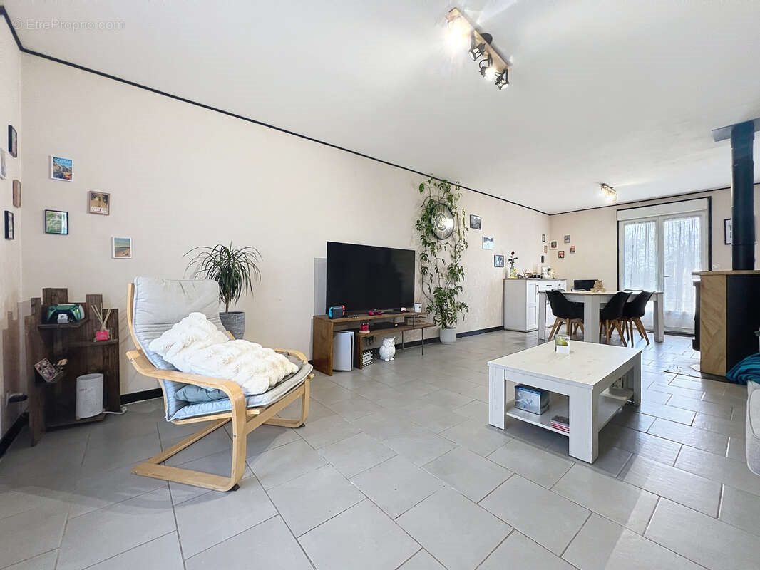 Maison à vendre, 76m², Sadroc