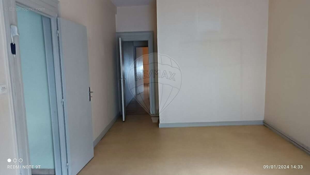 Appartement à vendre, 500m², Longuyon