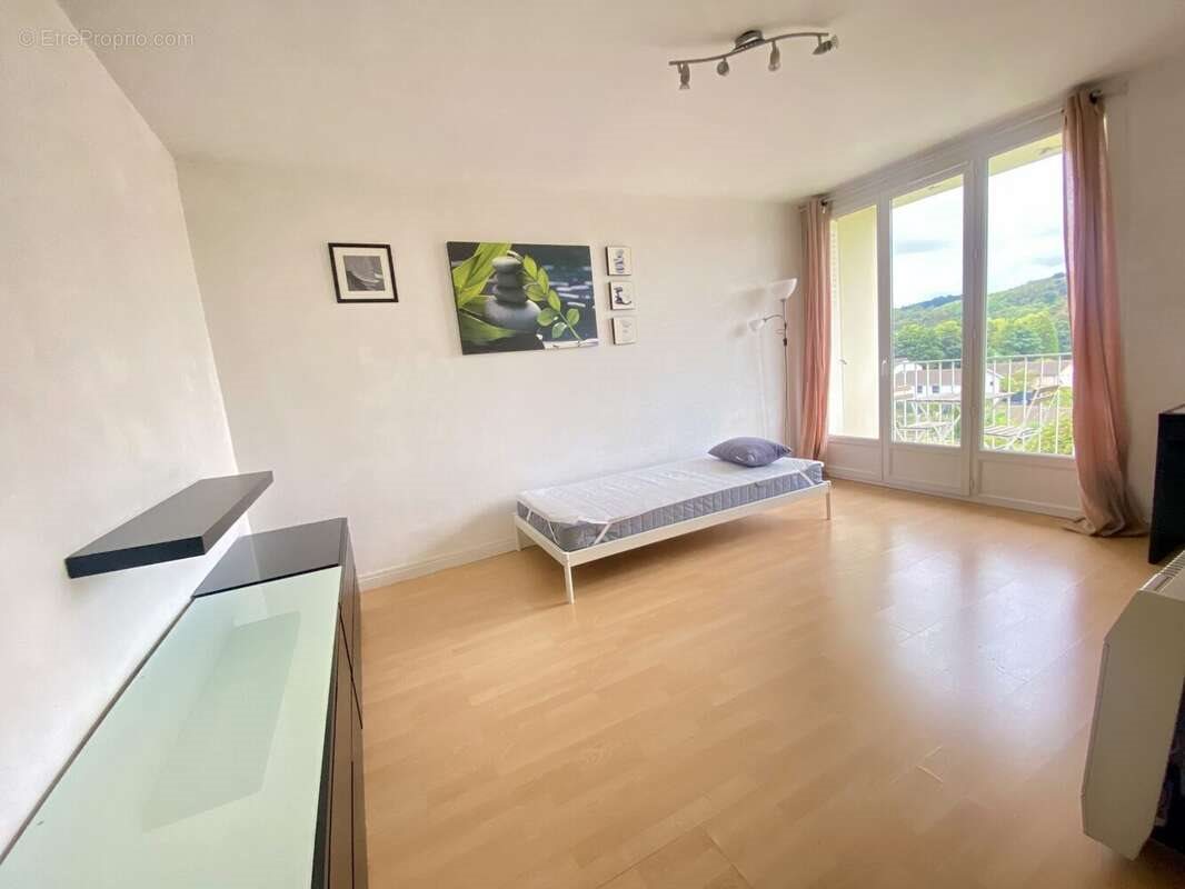 Appartement à vendre, 26m², Pont-Evêque