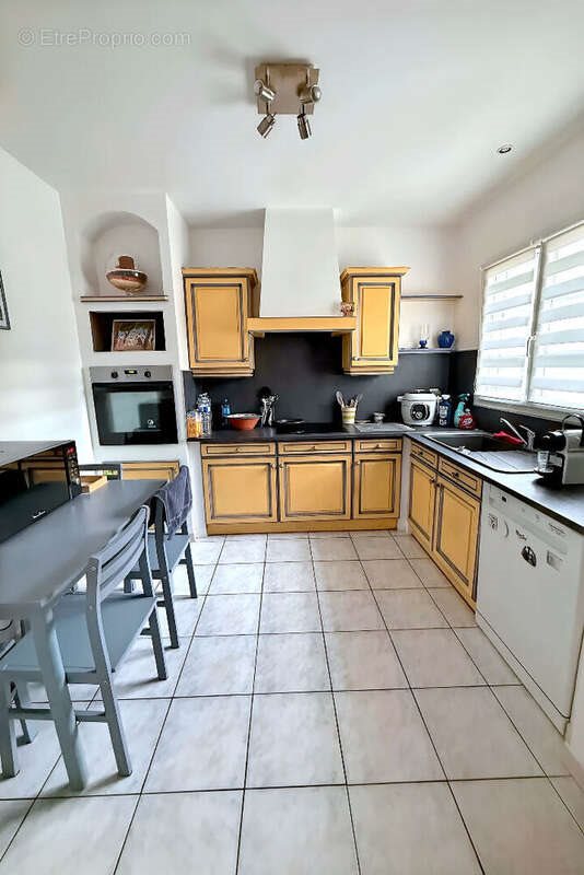 Maison à vendre, 89m², Vergèze