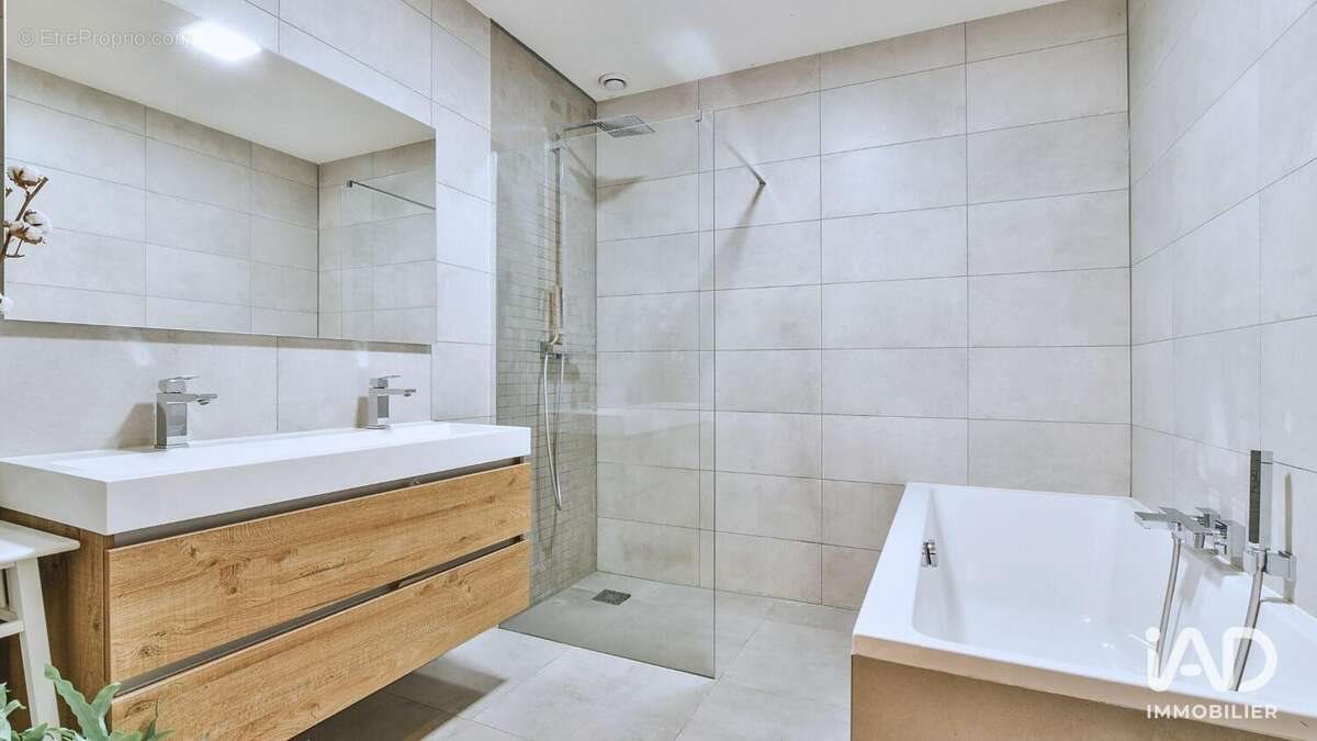 Appartement à vendre, 71m², Riom