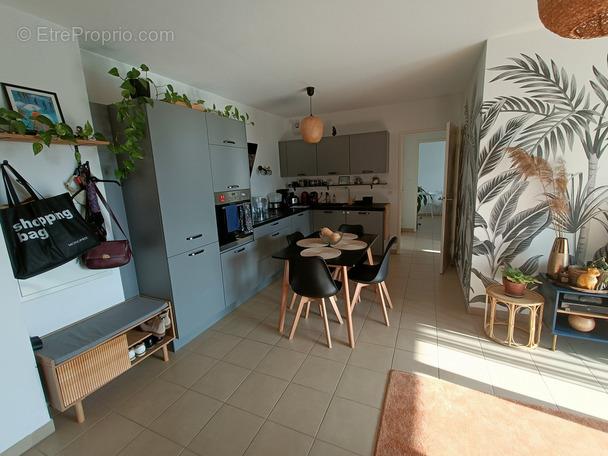 Appartement à vendre, 57m², Marseille 3ème