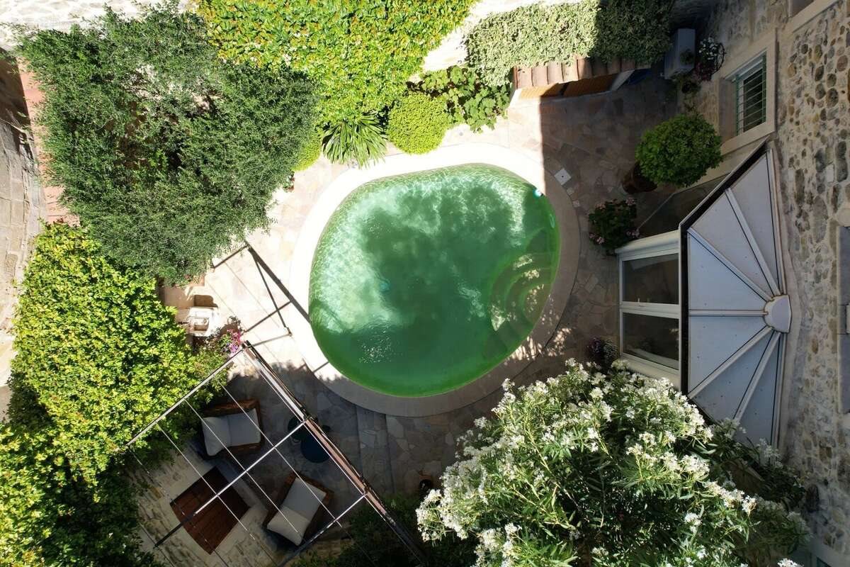 Maison à vendre, 156m², Uzès