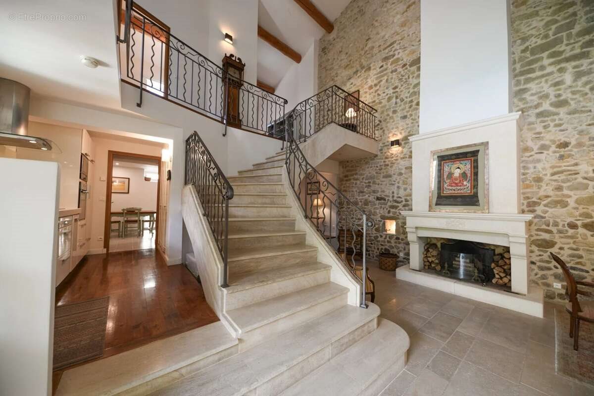 Maison à vendre, 156m², Uzès