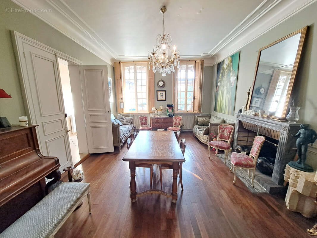 Maison à vendre, 320m², Sens