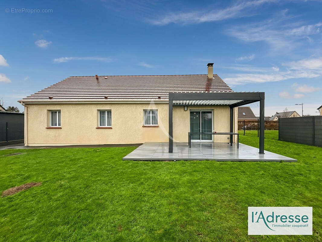 Maison à vendre, 105m², Alizay