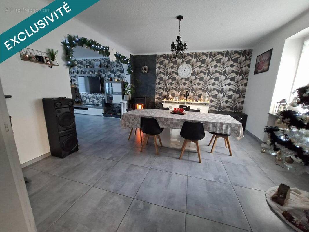 Maison à vendre, 211m², Petite-Rosselle