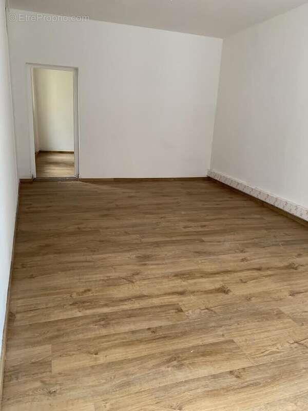 Appartement à vendre, 101m², Givet