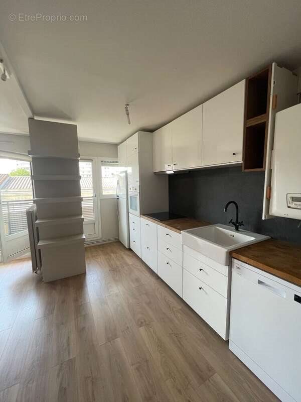 Appartement à vendre, 65m², Bordeaux