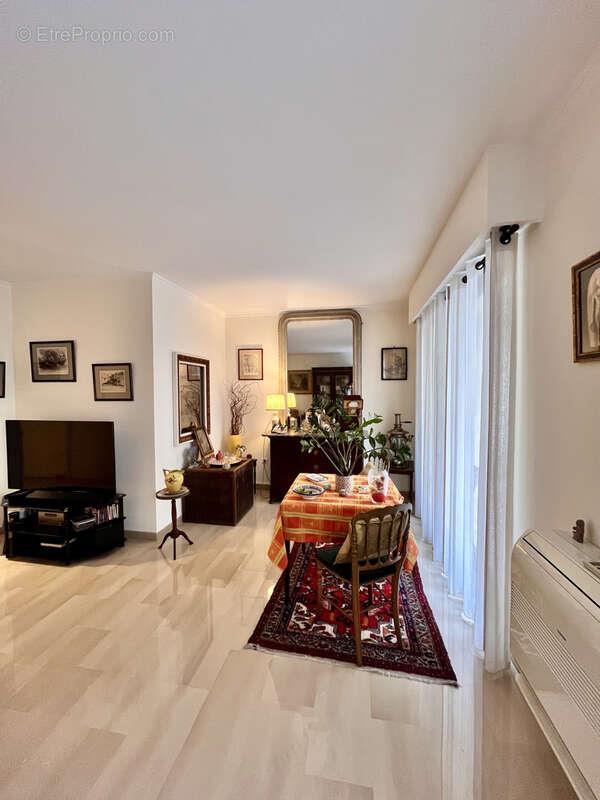 Appartement à vendre, 65m², Nice