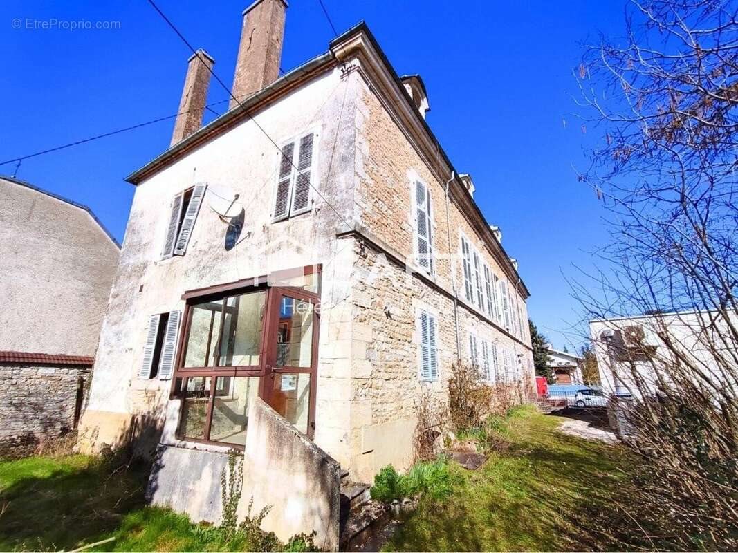 Appartement à vendre, 560m², Genlis