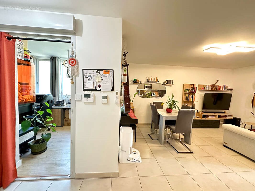 Appartement à vendre, 50m², Gattières