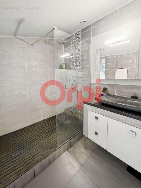 Appartement à vendre, 52m², Venelles
