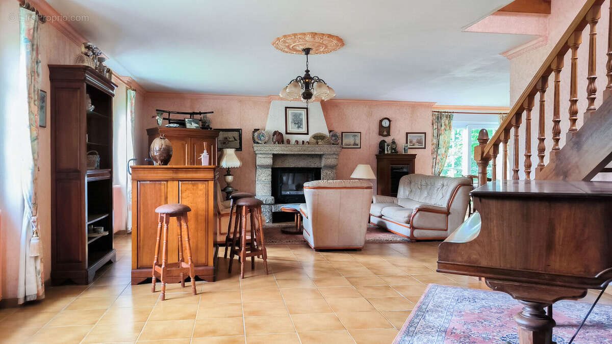 Maison à vendre, 207m², Melgven