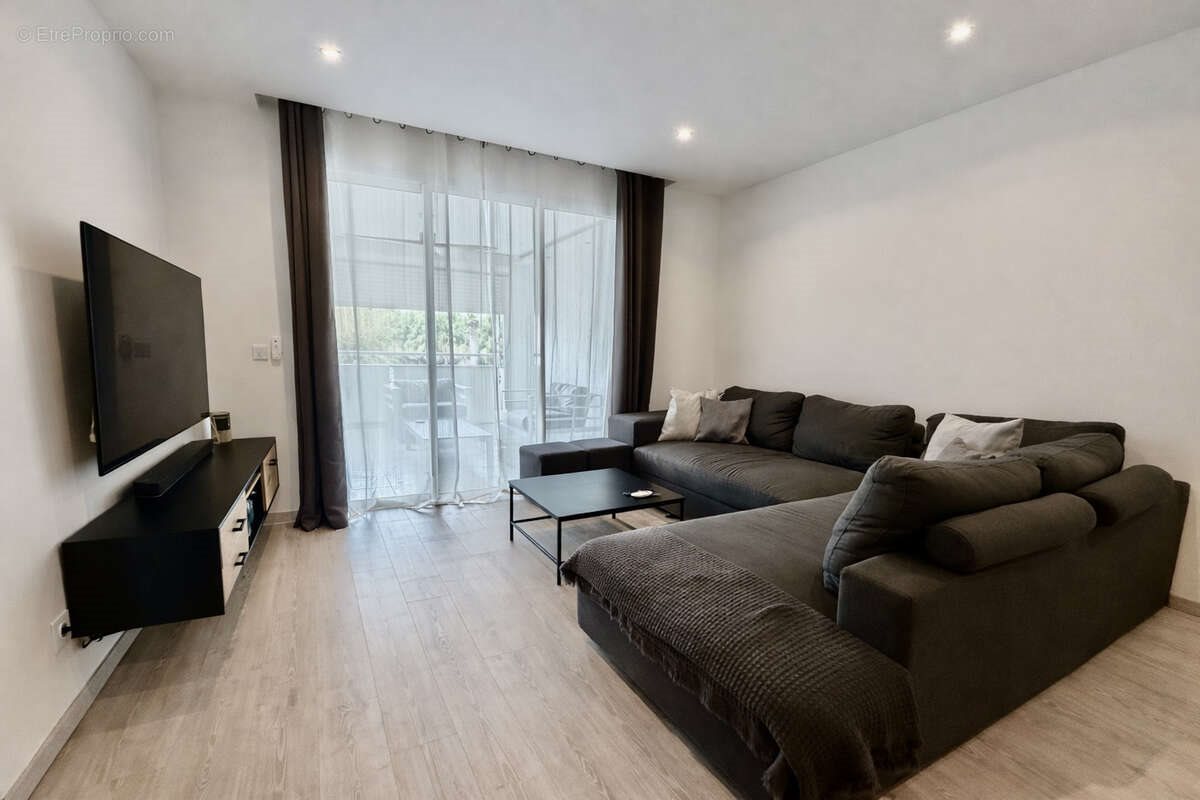 Appartement à vendre, 57m², Baie-Mahault