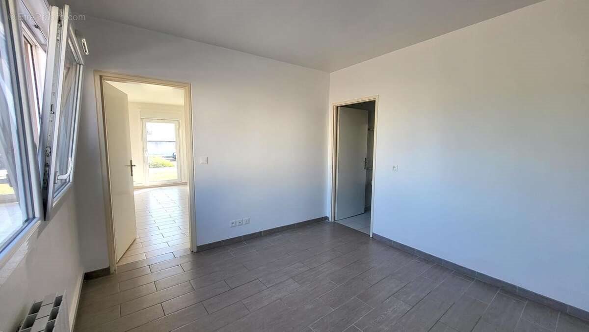 Appartement à vendre, 45m², Lacroix-Saint-Ouen