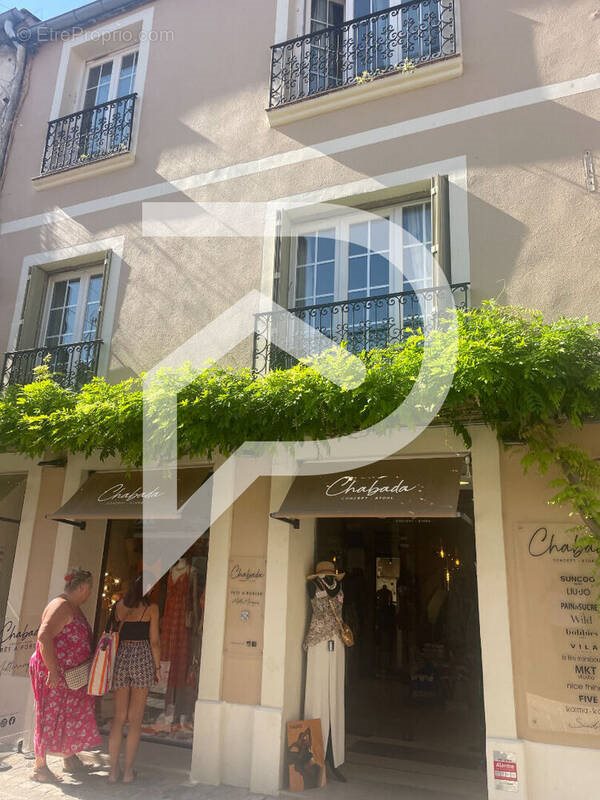 Appartement à vendre, 300m², Aigues-Mortes