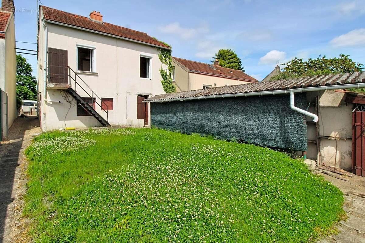 Maison à vendre, 88m², Blanzy