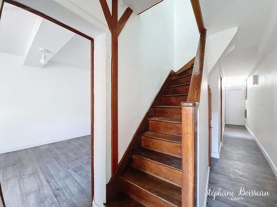 Maison à vendre, 107m², La Flèche