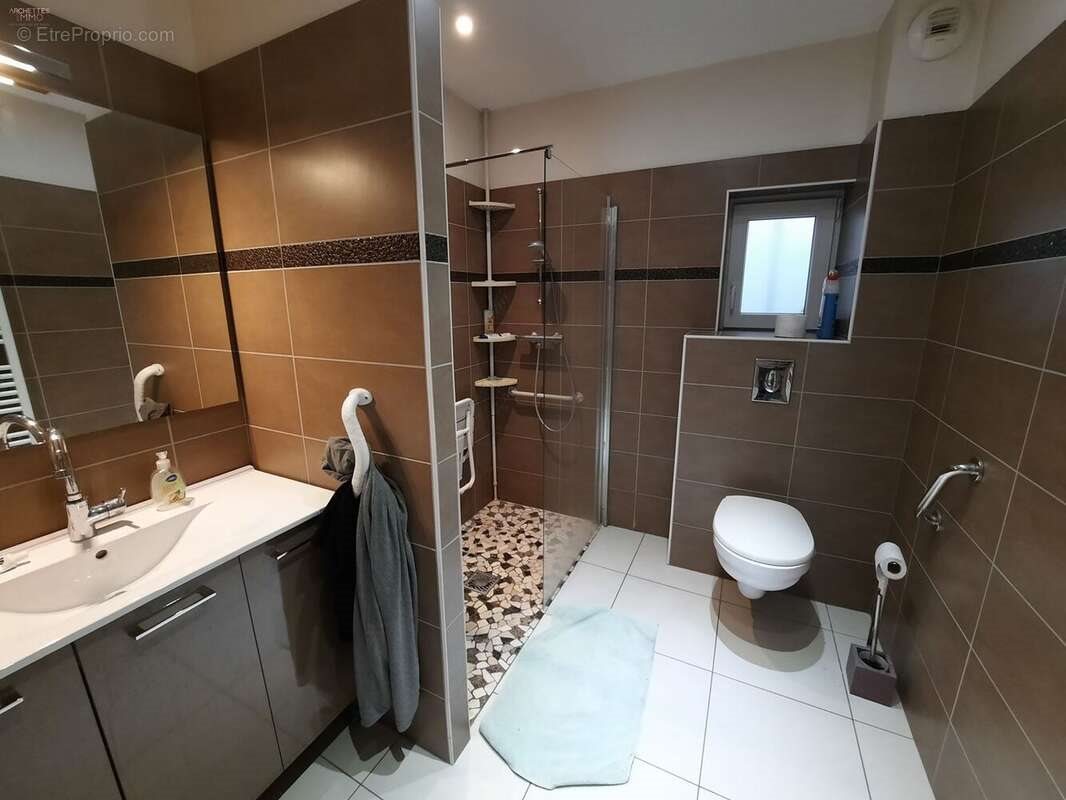 Maison à vendre, 98m², Thaon-les-Vosges