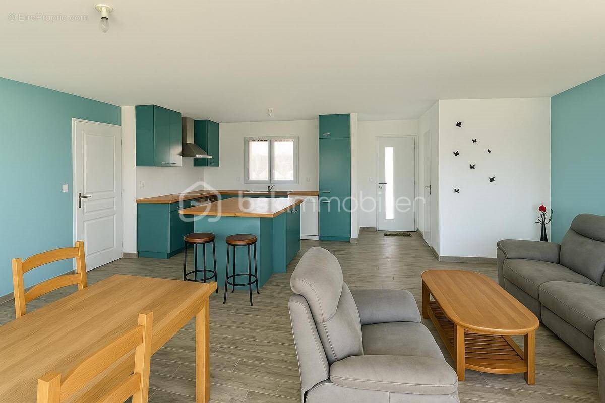 Maison à vendre, 98m², Agris