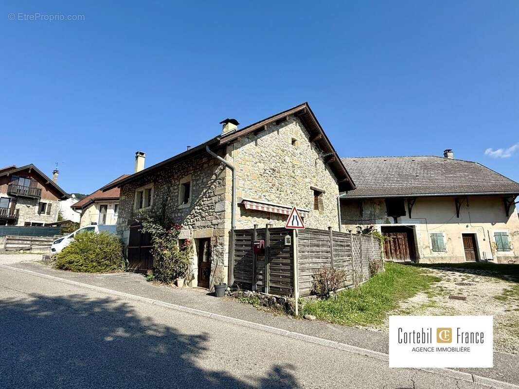 Maison à vendre, 123m², Cernex