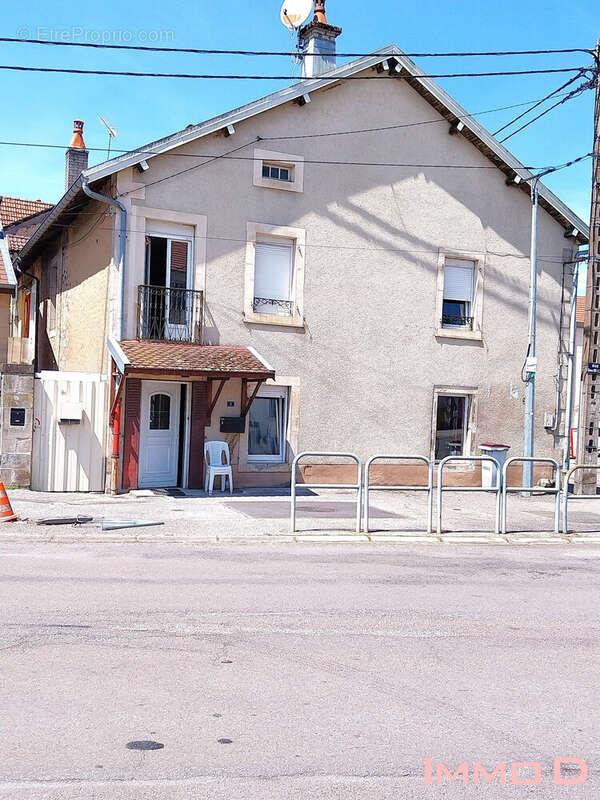 Appartement à vendre, 156m², Aillevillers-et-Lyaumont