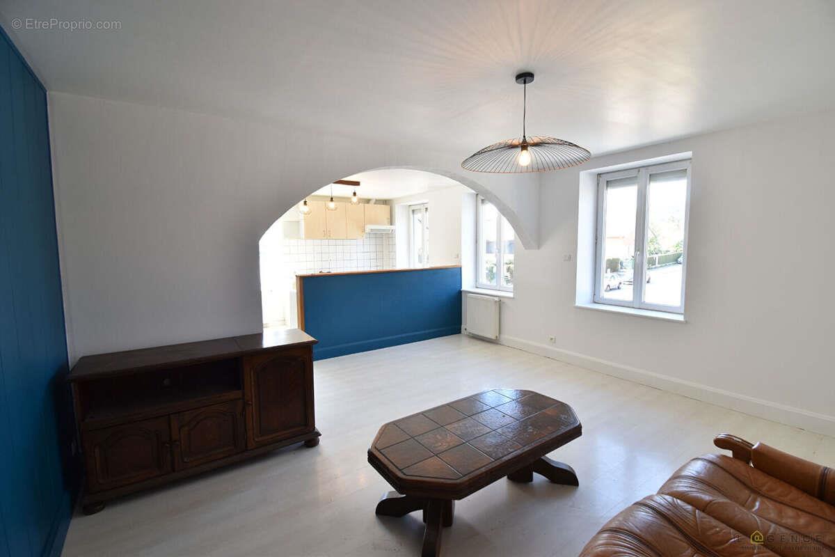 Appartement à vendre, 80m², Anould