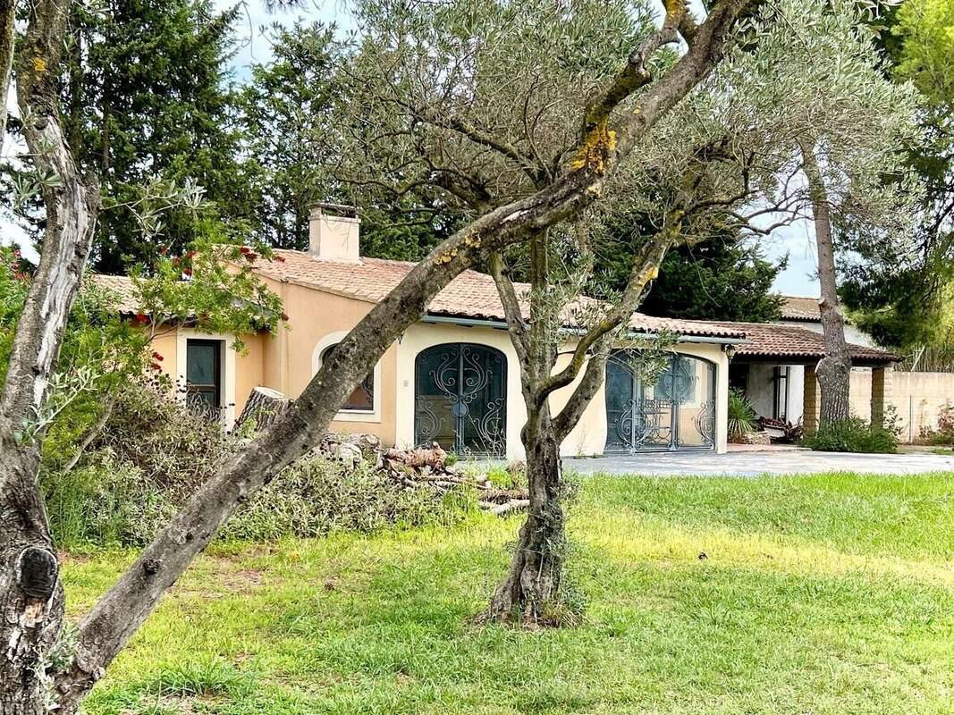 Maison à vendre, 262m², Sorgues