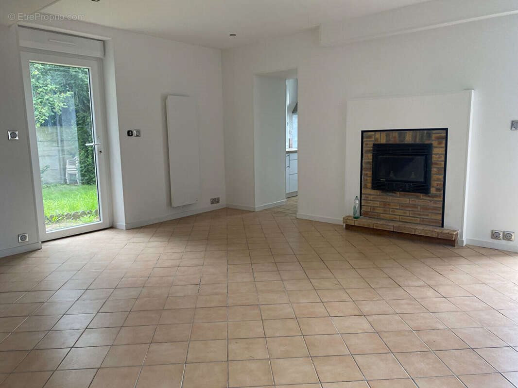 Maison à vendre, 60m², Saint-Denis-de-Gastines