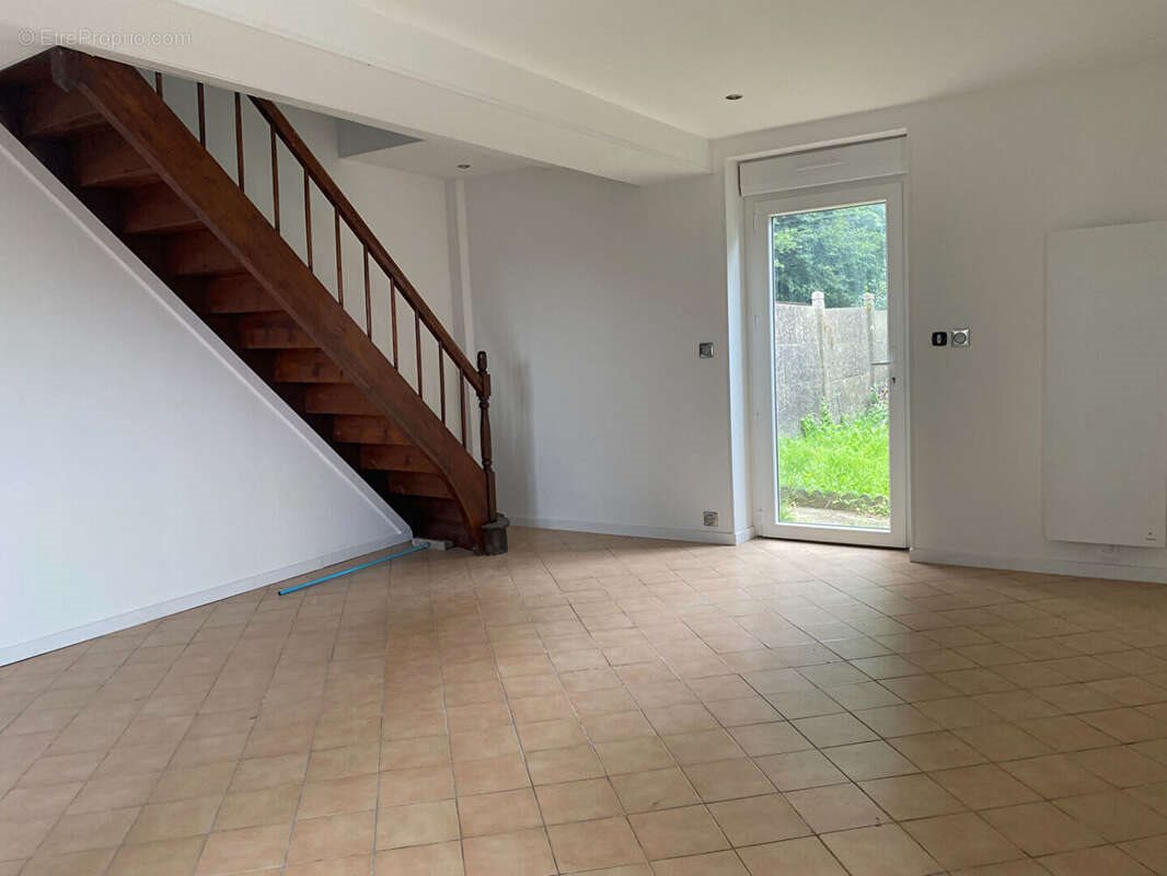 Maison à vendre, 60m², Saint-Denis-de-Gastines