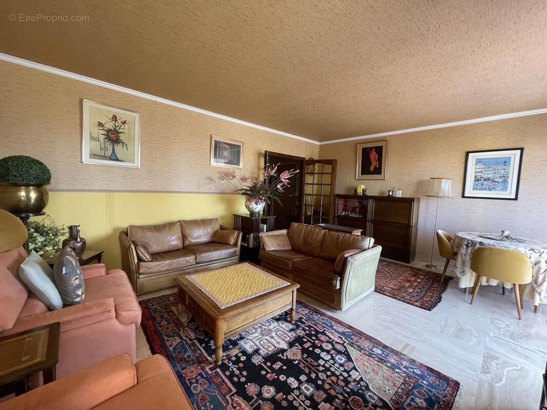 Appartement à vendre, 67m², Nîmes