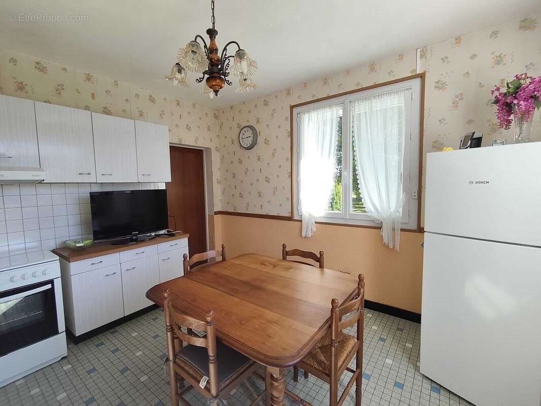 Maison à vendre, 97m², Chasseneuil-sur-Bonnieure