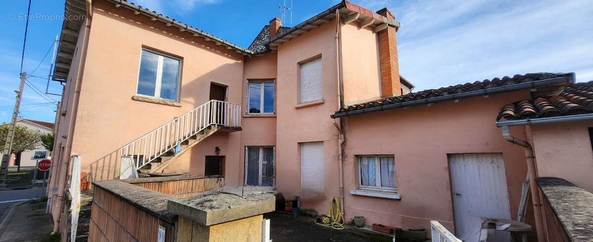 Appartement à vendre, 210m², Carmaux