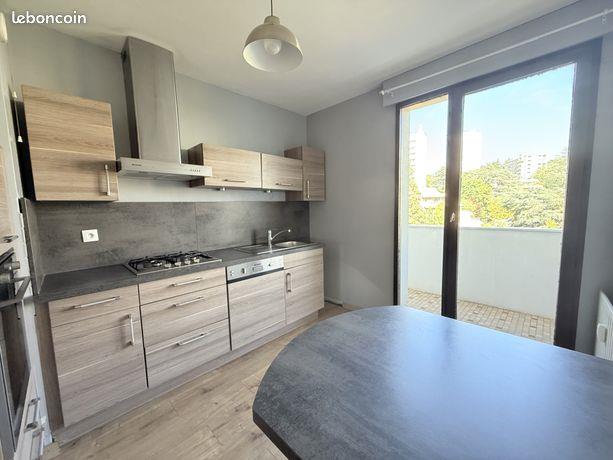 Appartement à vendre, 68m², Saint-Etienne