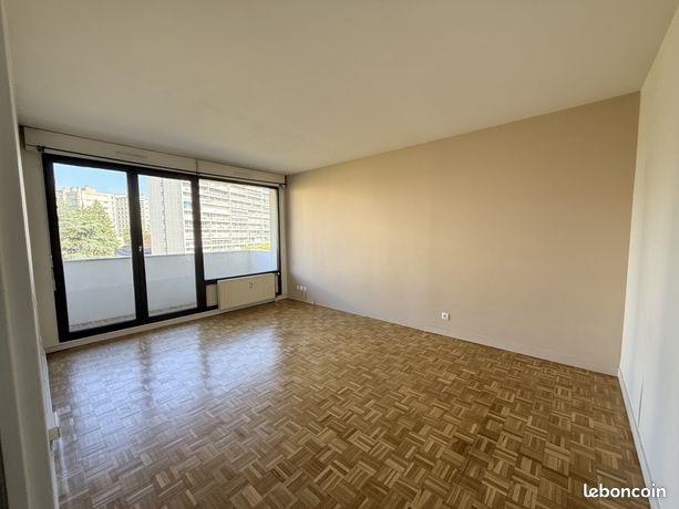 Appartement à vendre, 68m², Saint-Etienne