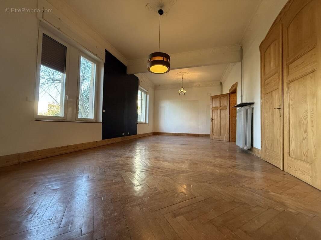 Maison à vendre, 288m², Montigny-lès-Metz