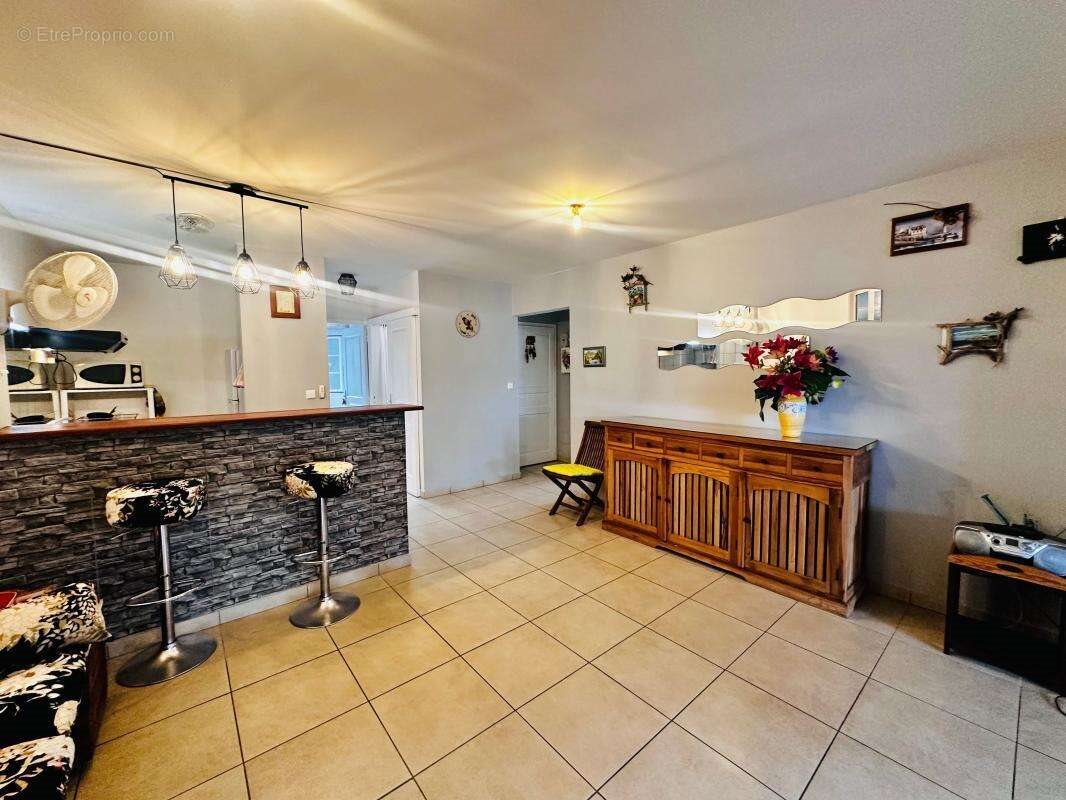 Appartement à vendre, 82m², Les Trois-Ilets