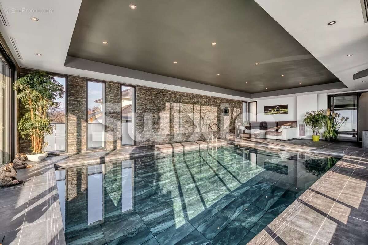 Maison à vendre, 242m², Aix-les-Bains