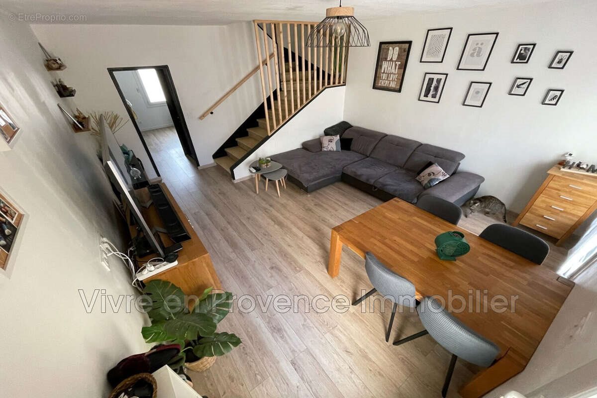 Maison à vendre, 110m², Morières-lès-Avignon