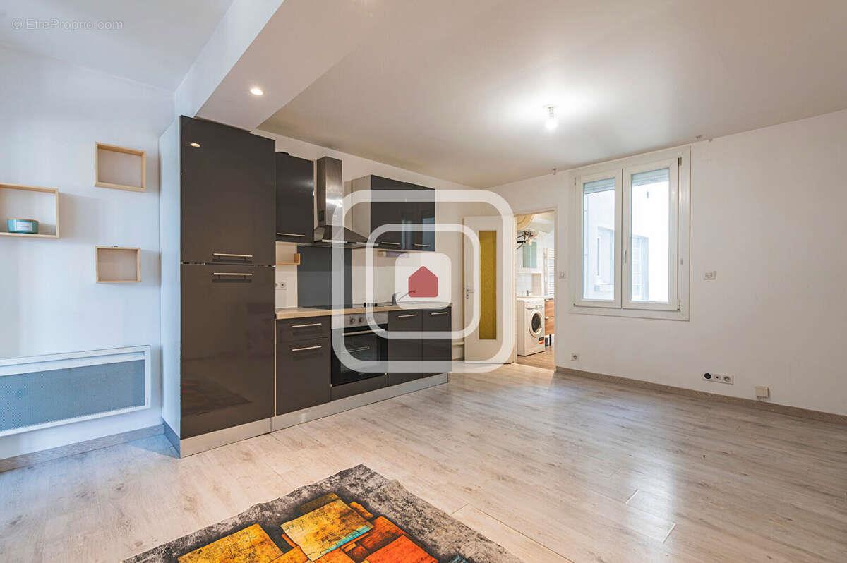Appartement à vendre, 37m², Reims