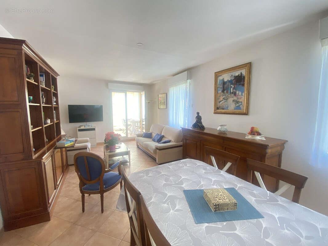 Appartement à vendre, 79m², Villemandeur