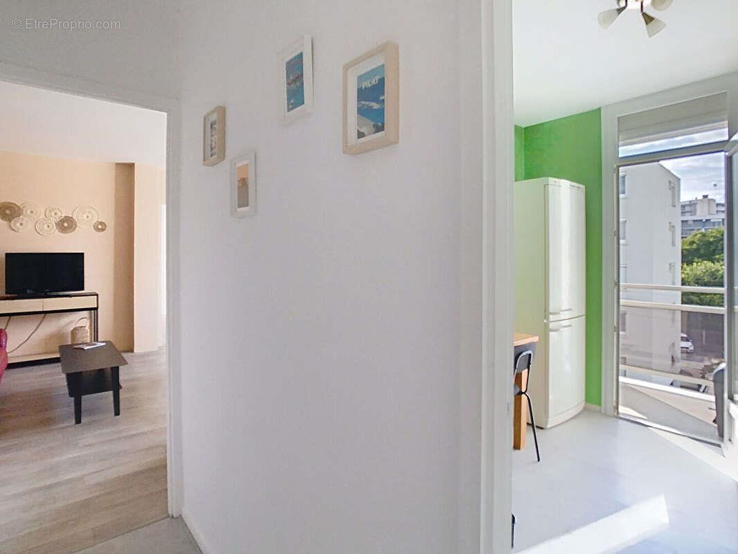 Appartement à vendre, 68m², Bordeaux