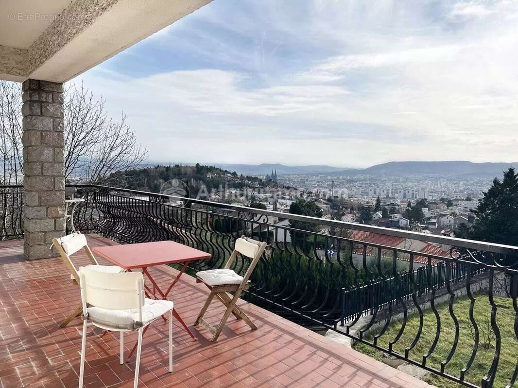 Maison à vendre, 314m², Clermont-Ferrand