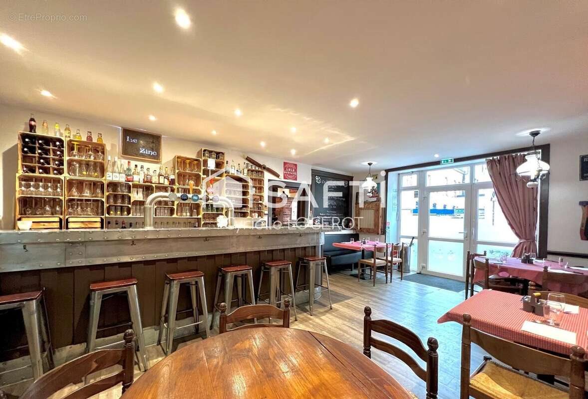 Appartement à vendre, 275m², Remiremont