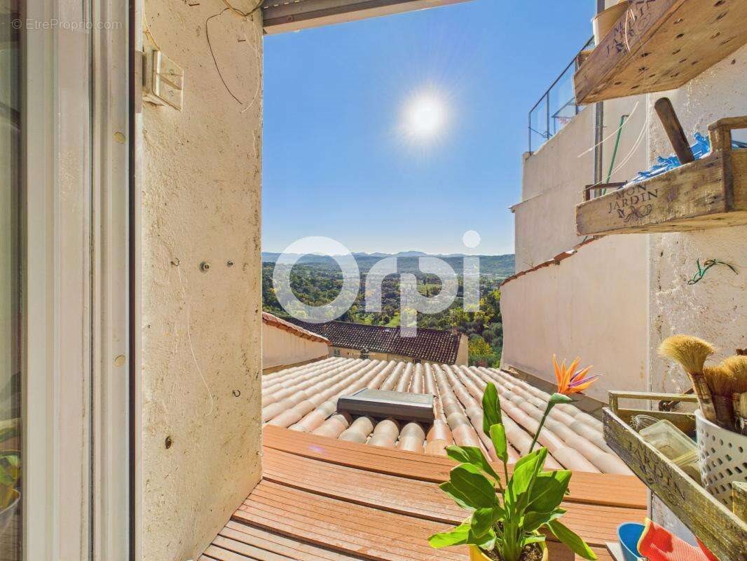 Maison à vendre, 102m², Tourrettes